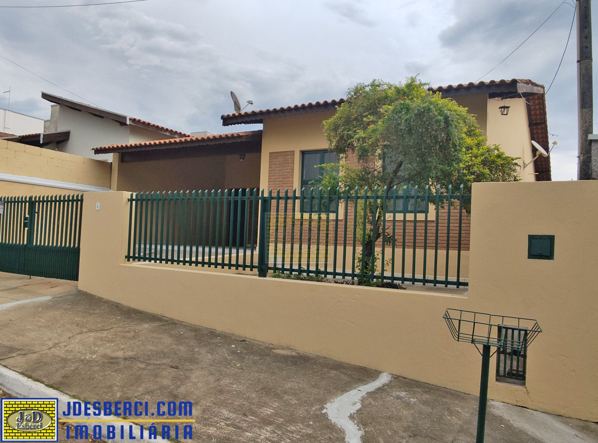 Casa para alugar com 3 quartos, 150m² - Foto 3
