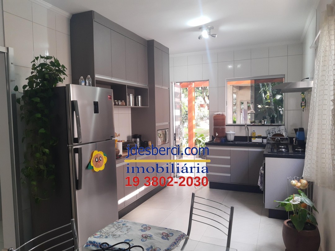 Chácara à venda com 2 quartos, 181m² - Foto 25