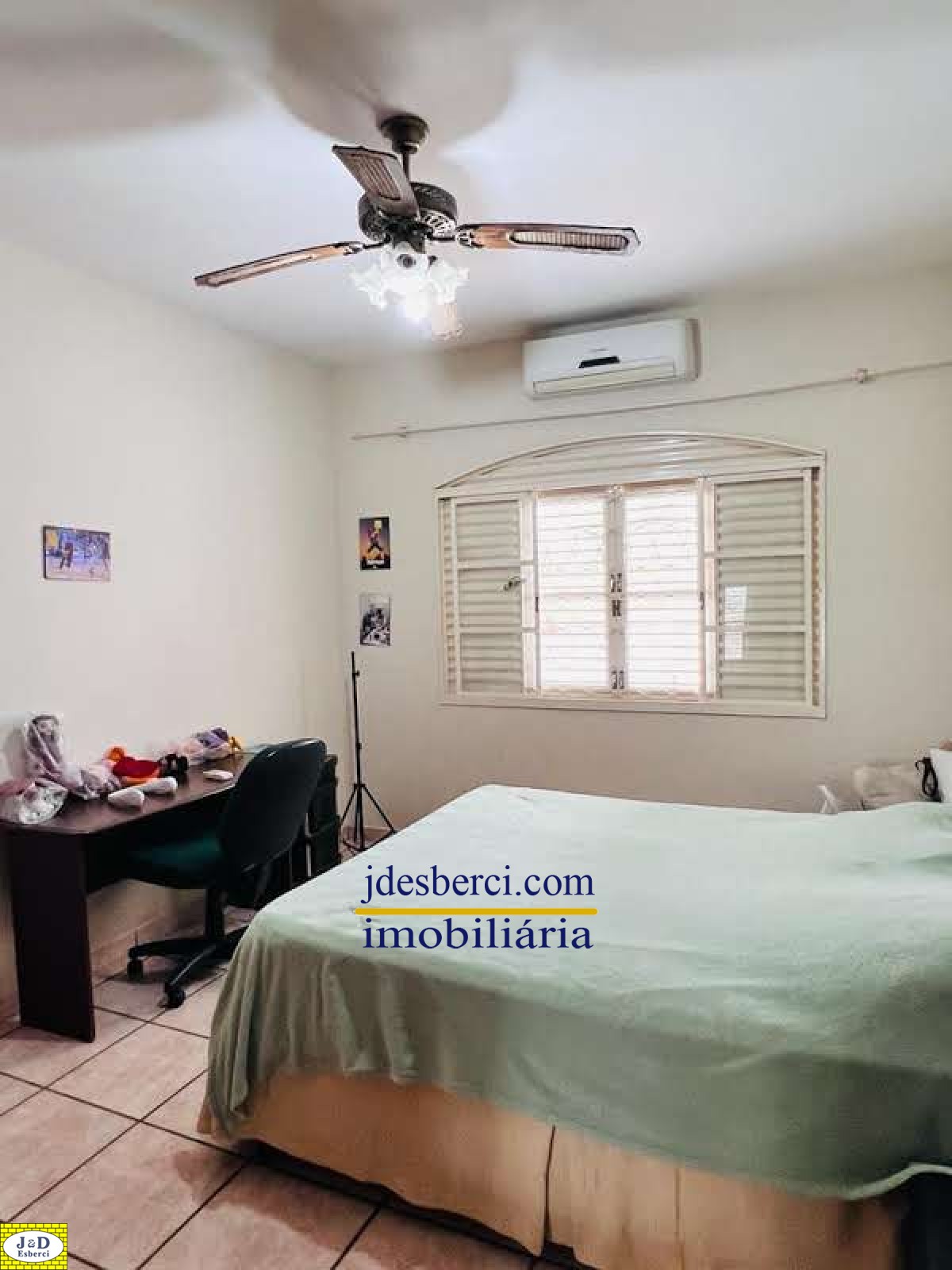 Casa à venda com 4 quartos, 279m² - Foto 12