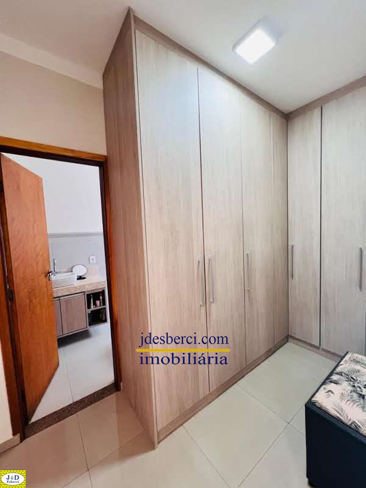 Casa à venda com 4 quartos, 279m² - Foto 14