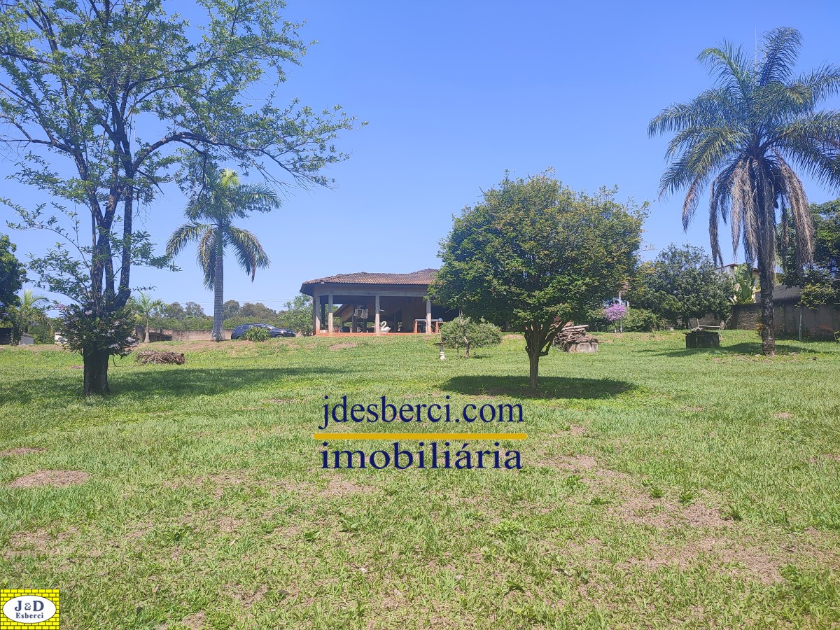 Chácara à venda com 2 quartos, 200m² - Foto 9