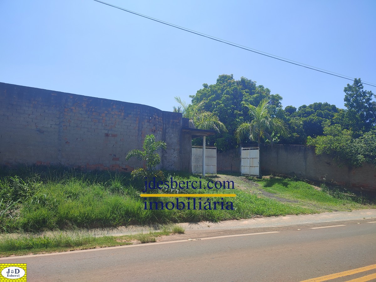 Chácara à venda com 2 quartos, 200m² - Foto 17