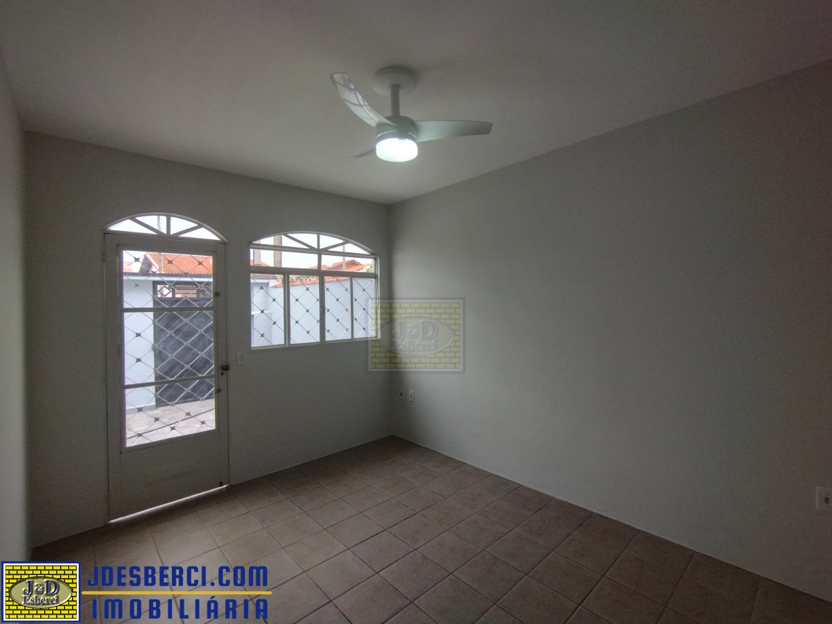 Casa à venda com 3 quartos, 130m² - Foto 7