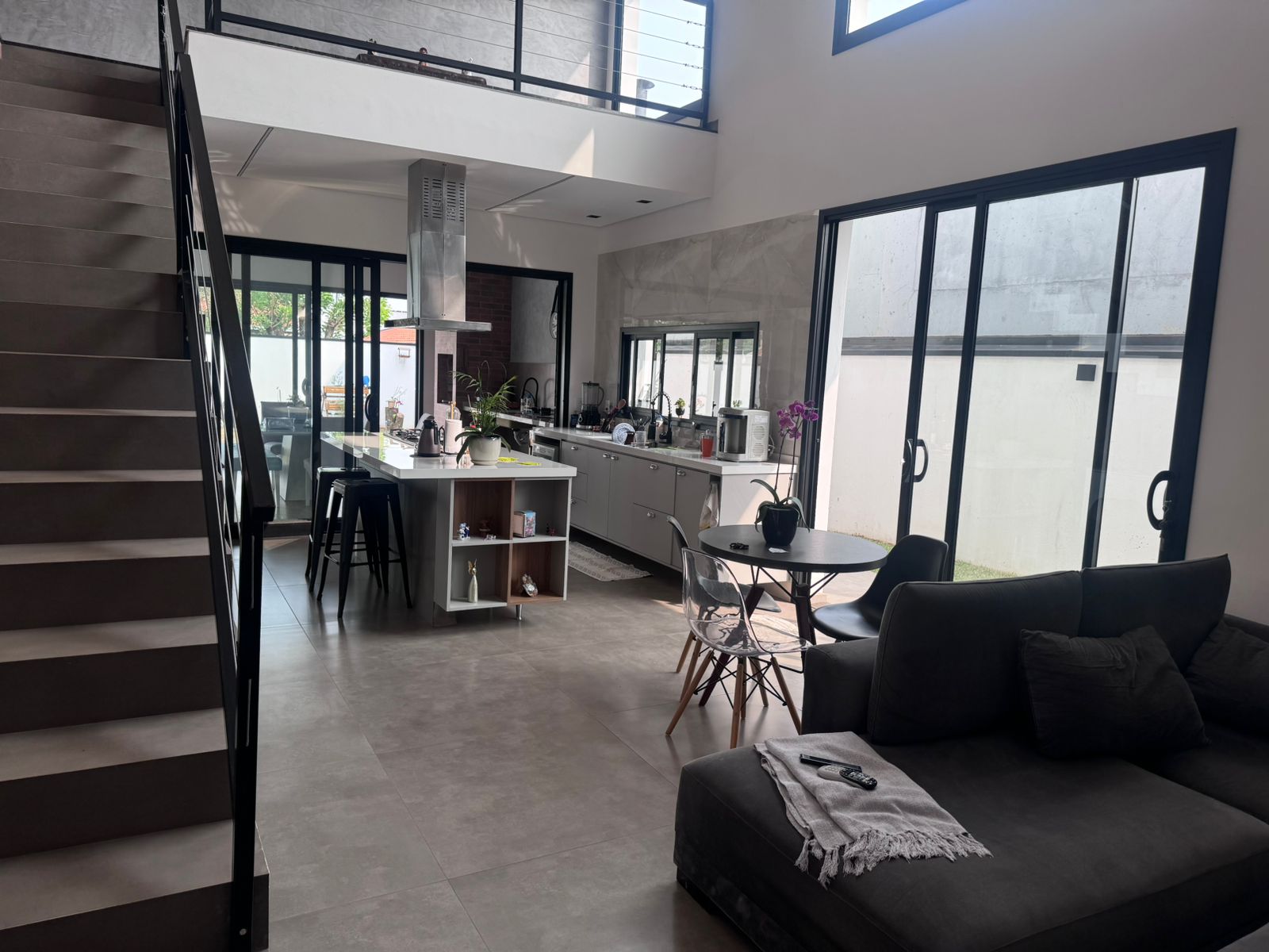Casa de Condomínio à venda com 4 quartos, 267m² - Foto 6