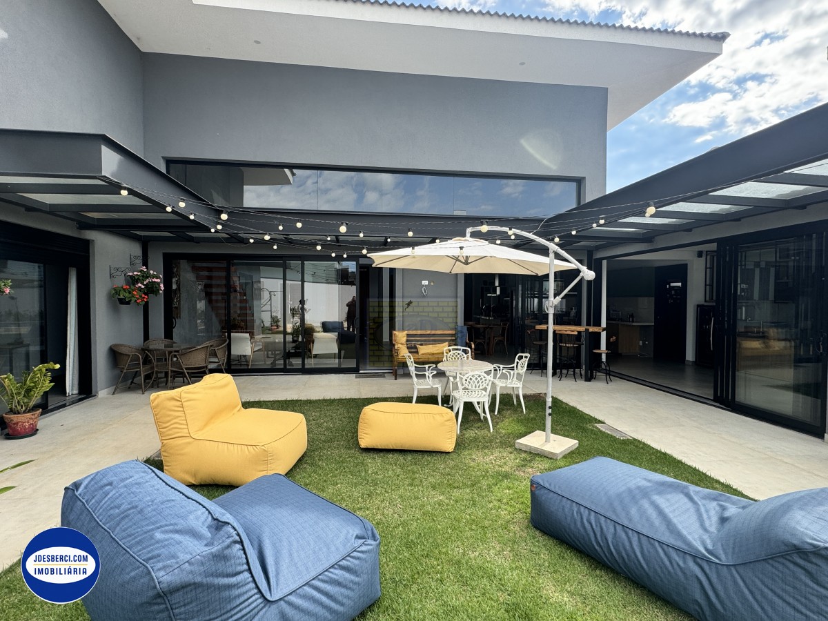 Casa de Condomínio à venda com 4 quartos, 360m² - Foto 16