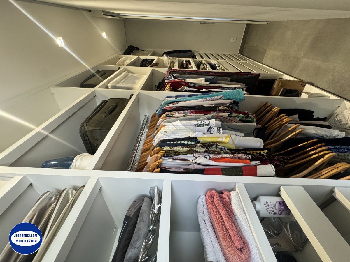 Casa de Condomínio à venda com 4 quartos, 360m² - Foto 48
