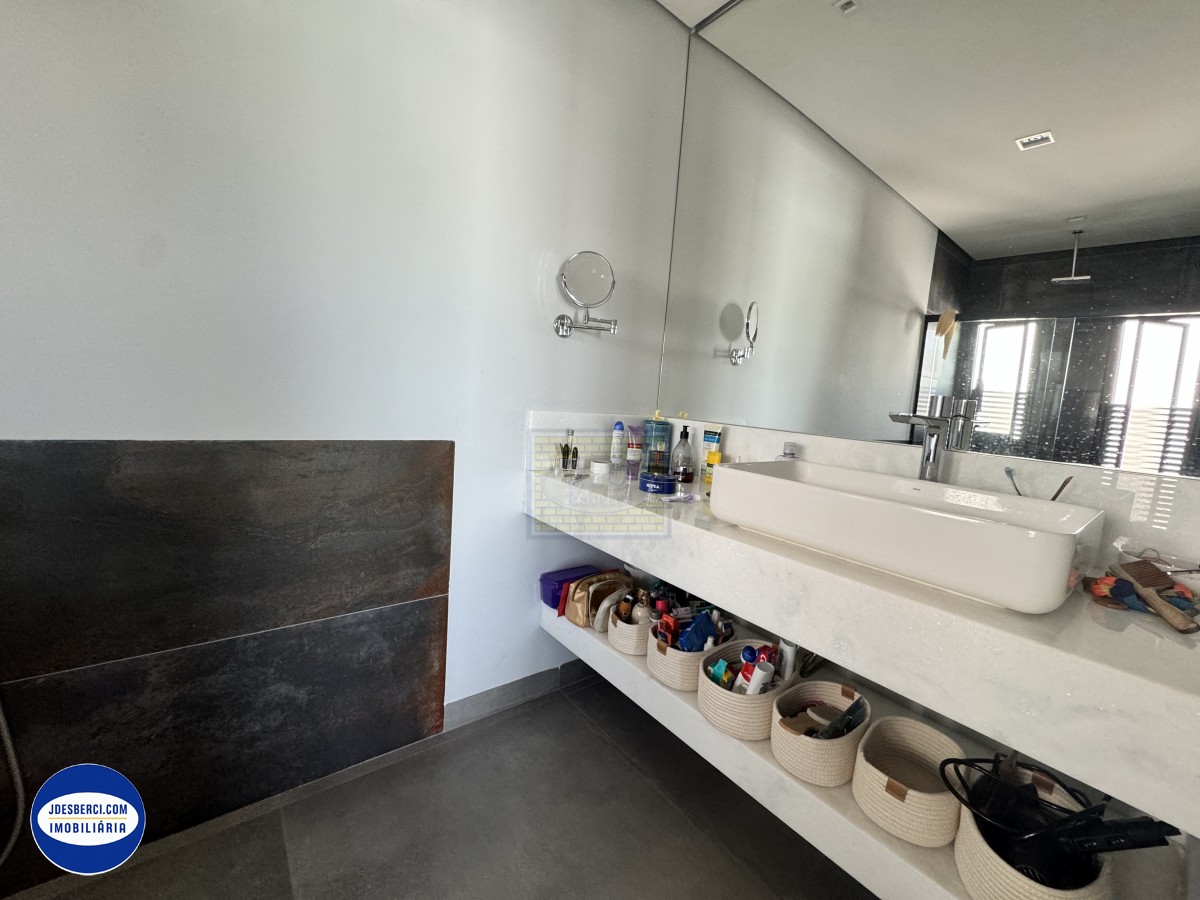 Casa de Condomínio à venda com 4 quartos, 360m² - Foto 50