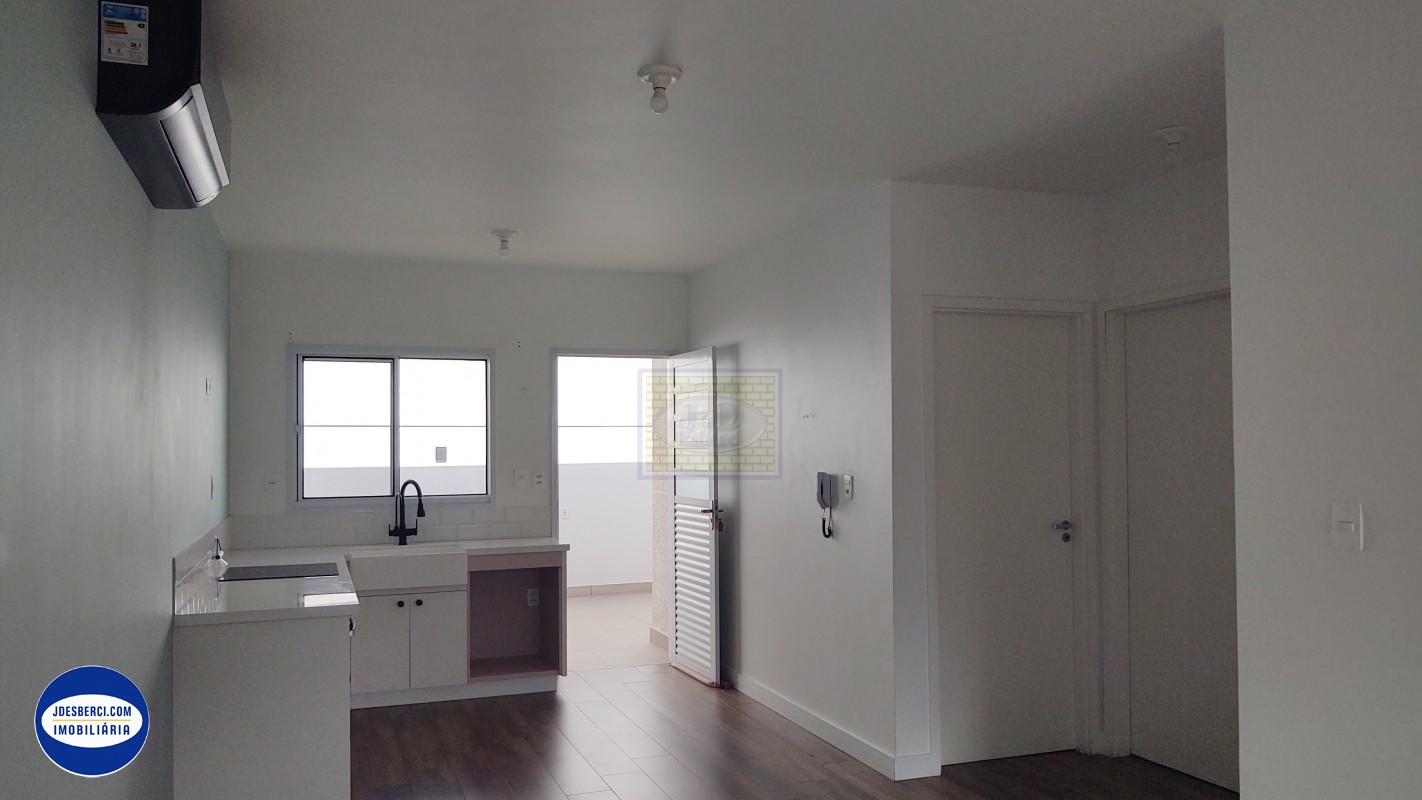 Casa para alugar com 2 quartos, 55m² - Foto 5