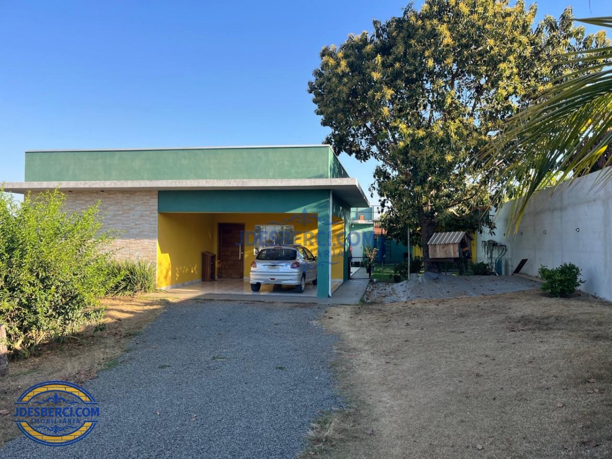 Chácara, 3 quartos, 1001 m² - Foto 1